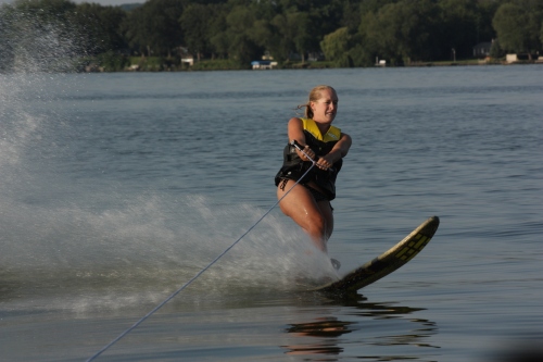 Dana splitting the lake in half on the slalom ski