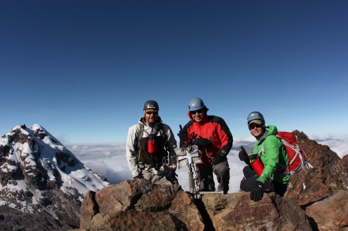 Cabelloros de Colorado - Ben, Weston & Jordan sitting atop the summit of Illiniza Sur