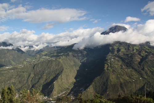 Banos sits on the shoulder of the active volcano Tungurahua 16,480'